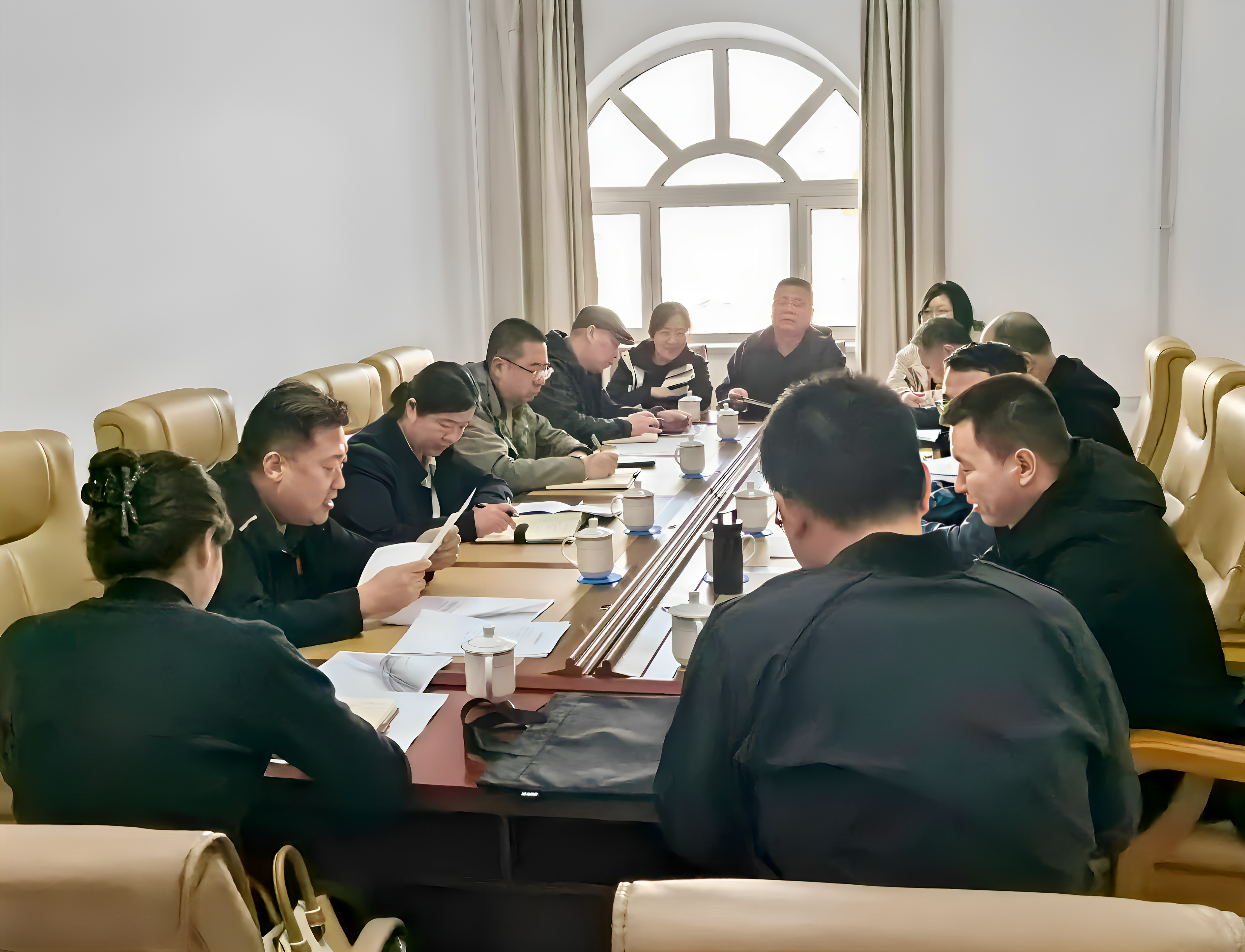 我校召开引企入校推进会-呼伦贝尔学院
